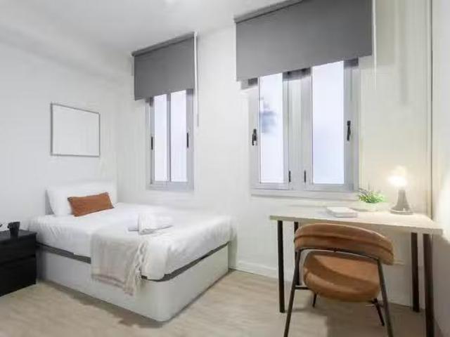 Bonito Piso de 1 habitación en Plaza de la Condesa de Gavia, T.