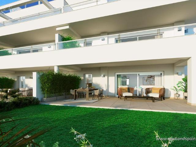 Nuevo proyecto de apartamentos en primera línea del campo de. 101m² Mijas Costa