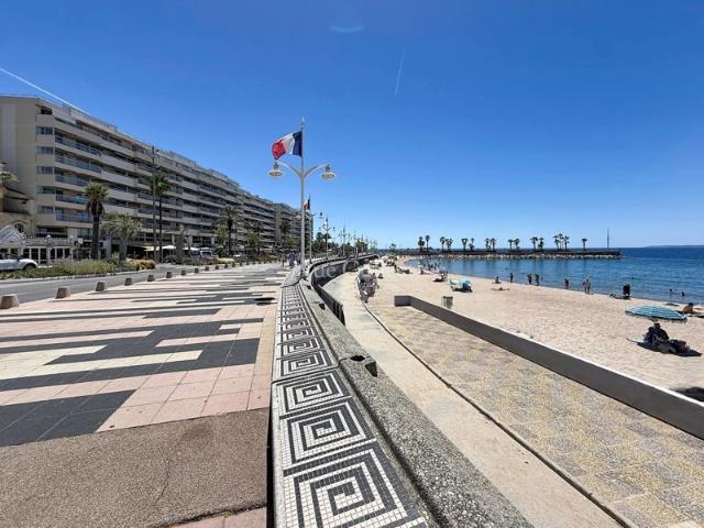 NUE PROPRIETE SAINT RAPHAEL MAISON