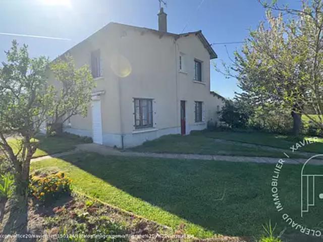 Nueil les Aubiers 79250 Achat / Vente maison 6 pièces t6 au dernier étage