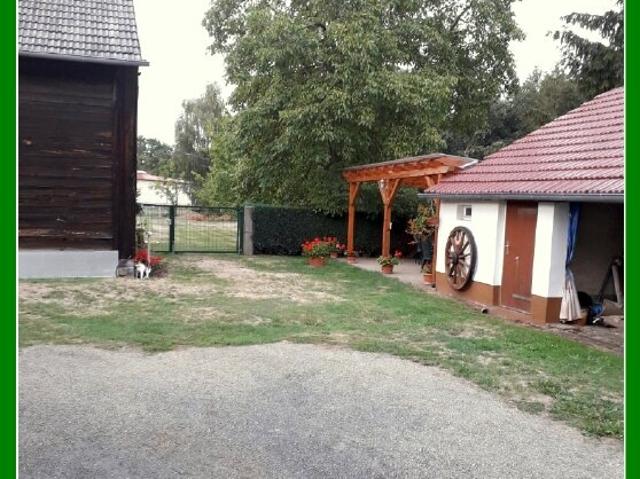 Nur 40 Minuten von Cottbus: * Bauernhof Vierseithof modernisiertes Wohnhaus mit ELW, 2 Scheunen, frühere Stallungen, großes Grundstück