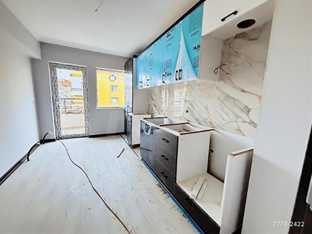 NUR EMLAK'TAN BOSTANCIK CADDE YAKINI KATTA 3+1 SIFIR DAİRE