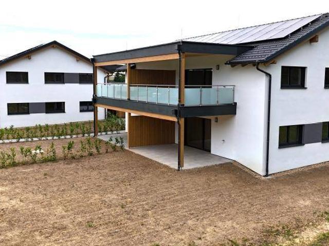 Nur mehr 3 verfügbar: Wunderschöne Eigentumswohnungen 72m² mit überdachten Terrassen, traumhaften Eigengärten und Riegersburgblick bei Fürstenfeld! Provisionsfrei!