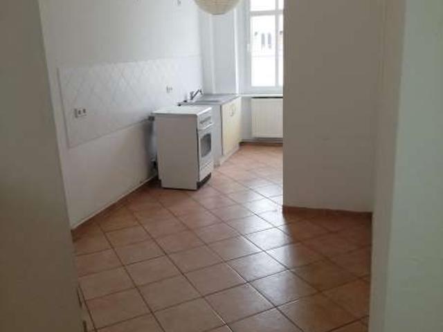 nur mit gültigem WBS: Helle 3 Zimmerwohnung mit Balkon zum Hinterhof