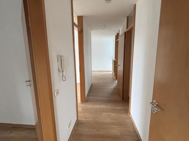 NUR MIT WOHNBERECHTIGUNGSSCHEIN NACH § 88d ! Schöne und helle 3 Zimmer Wohnung im Bürgerparkviertel