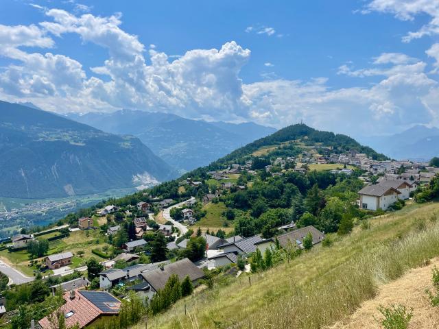 NUR noch 4 Grundstücke mit atemberaubender Aussicht übrig