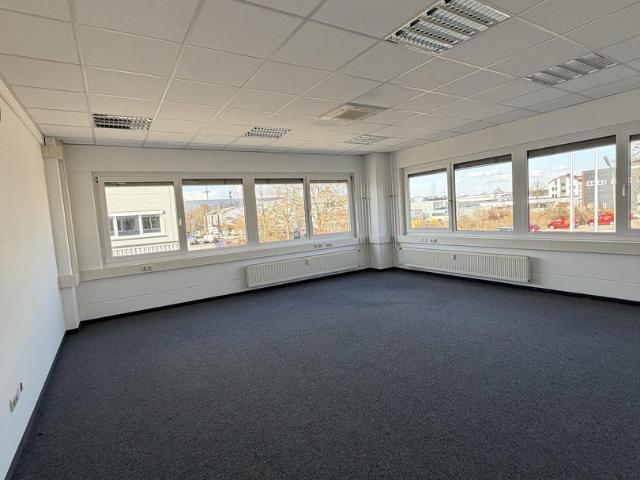 Jetzt nur noch 1 Einzelbüro frei | 17–37 m² | Augsburg Lechhausen | inkl. NK & Stellplatz