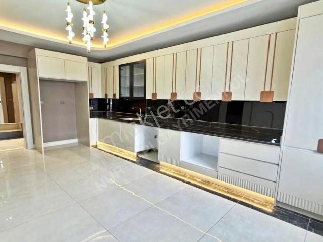 Nur Yapı'dan %80 Krediye Uygun Yüksek Giriş Emsalinde Arakat