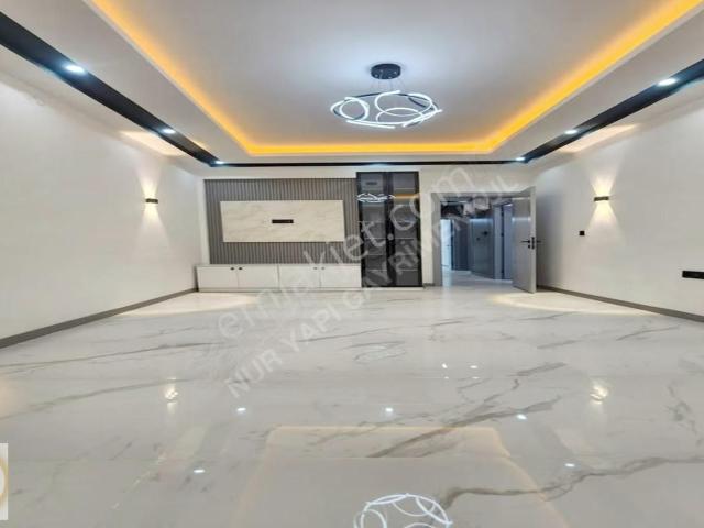 Nur Yapı'dan Emsali Görülmedi Sıfır Ayarında Metrobüse Komşu 2+1