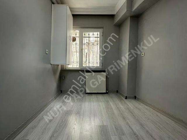 Nur Yapıdan Esenyurt Çınar Mahallesinde 2+1 Kiralık Yüksek Giriş
