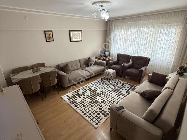 Nurfen'den Ordu Caddesinde Arakat Geniş Bakımlı 3+1 Satılık
