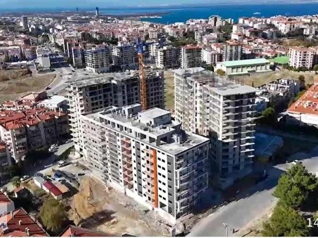 Nus Arte İş Adamları Kooperatifinde Havuz Manzaralı 1+1