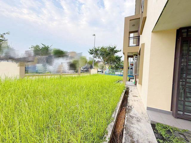 Nusa Bayu Big Corner 2 storey terrace nearby gelang patah 2nd link