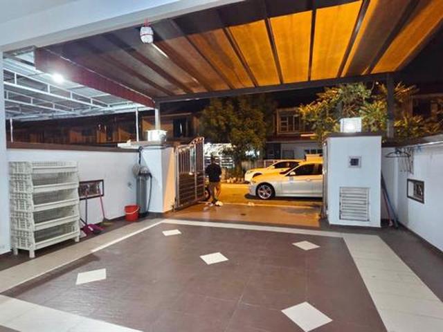 Nusa Bayu Gelang Patah Double Storey Endlot 20x60 Renovated Furnished