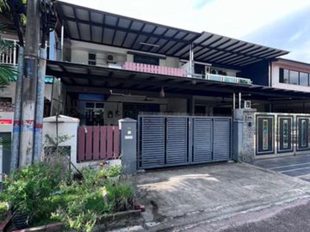 Nusa Bestari 2Storey G Renovated Partial Furnished for Sale