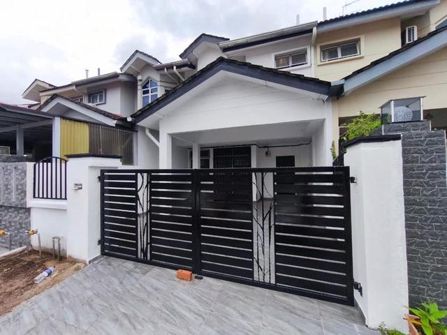 nusa bestari bukit indah fully tiles good location near cimb best mart