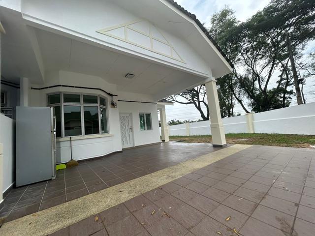 Nusa Bestari Skudai Single Storey Corner Lot Kitchen Extended