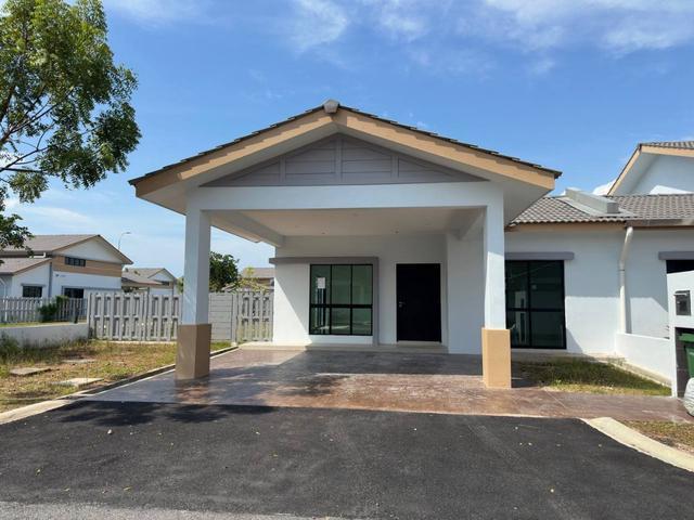 Nusa Cinta Setia Fontaines Single Storey Link SemiD For SALE