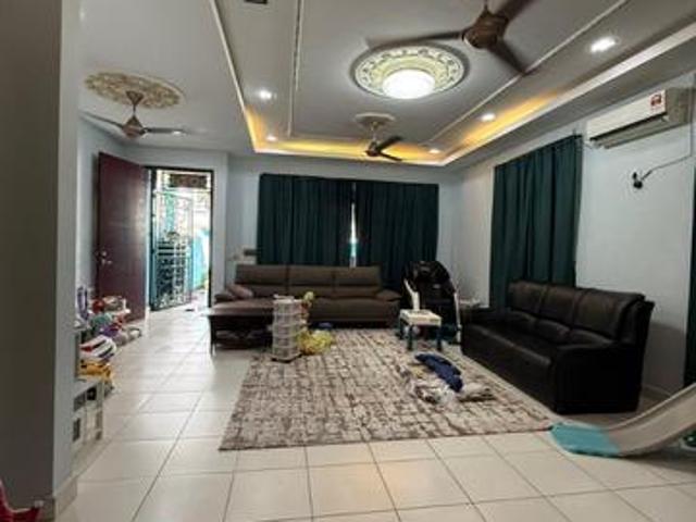 nusa duta corner lot