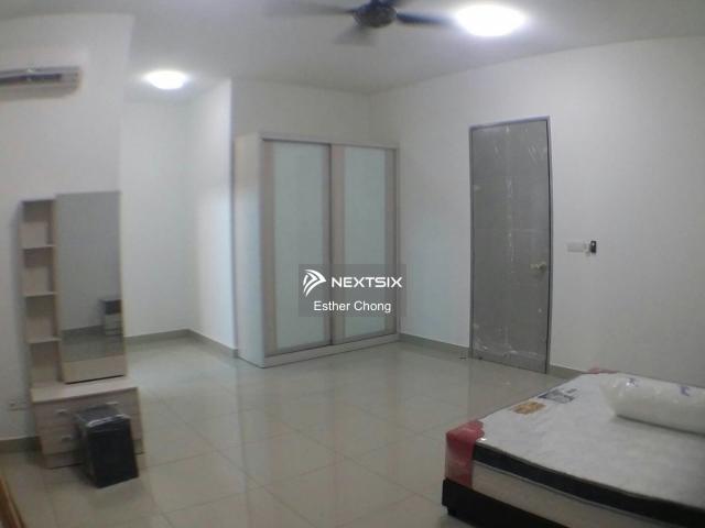 Nusa Idaman 8 @ 2 Storey Terrace House for sale
