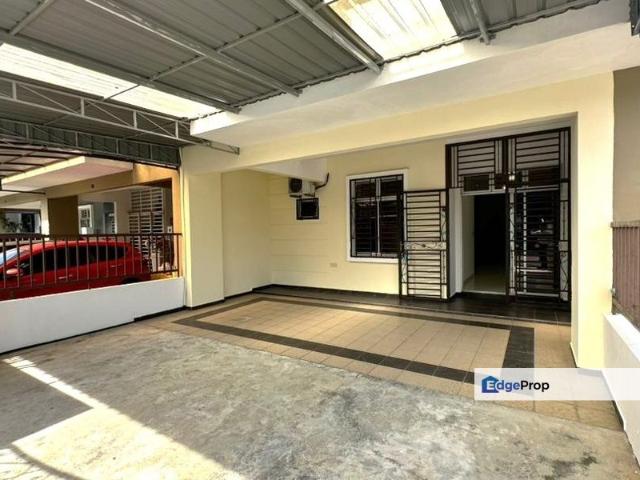 Nusa Idaman Double Storey Terrace
