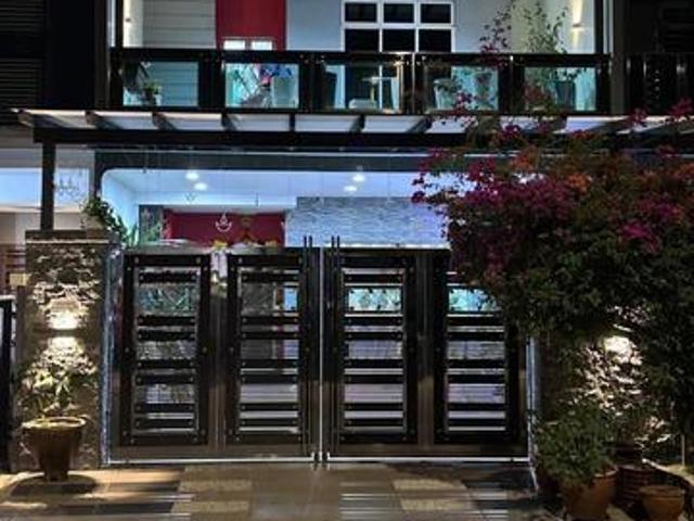 Nusa Idaman Double Storey Terrace House 4bed Renovated Johor Bahru