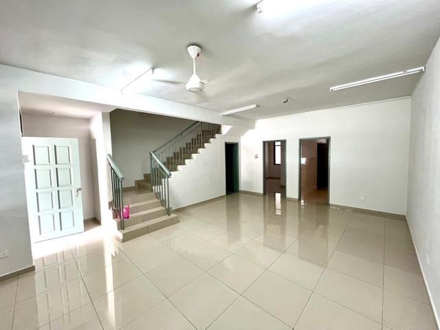 Nusa Indah Iskandar Puteri 2Storey with Tabletop Easy Access To Tuas