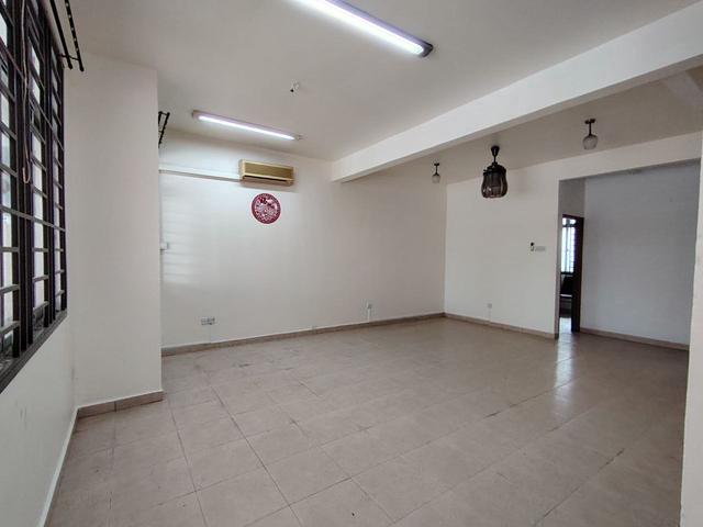 Nusa Indah Jalan Ceria Double Storey Renovated Extended South