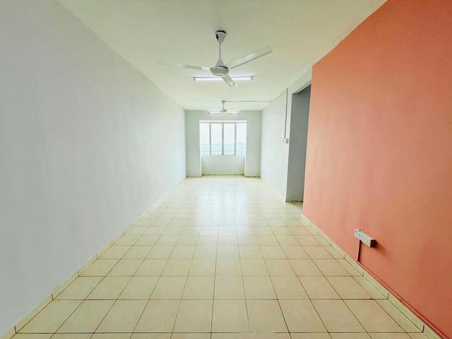 NUSA PERDANA APARTMENT GELANG PATAH 4 Bedrooms NON BUMI LOT