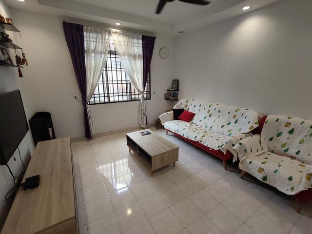 Nusa Villa Nusa Bestari Townhouse For Sale