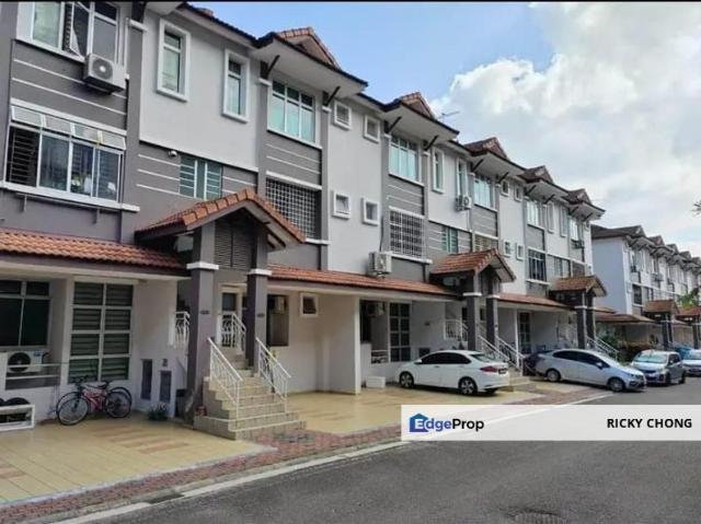 Nusa Villa Townhouse