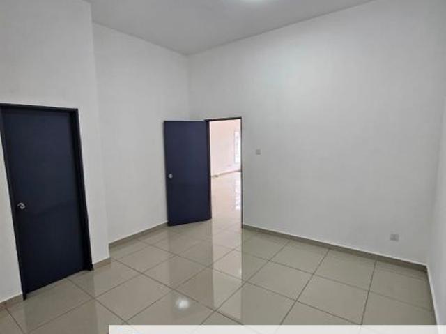 Nusantara | Gelang Patah | 2 Storey Cluster | Fully Renovated | 34x70 | 4Bed 3Bath