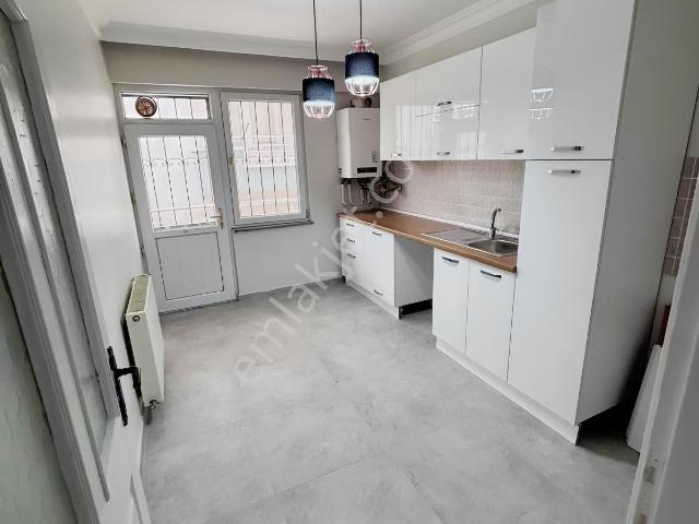 Nusratiye Mah.güzel Lokasyonda Satılık 3+1 Masrafsız Daire