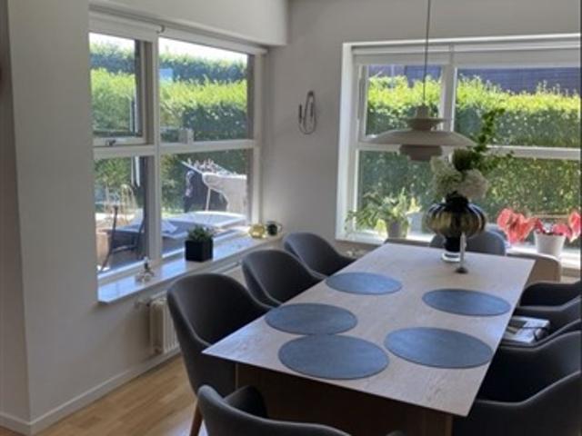 Nymarks Allé, 96 m2, 4 værelser, 10.300 kr Mårslet, Aarhus