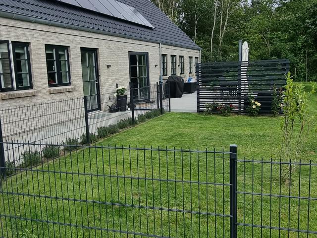Nybygget landligt hus