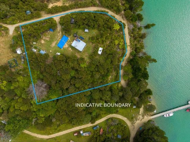 Waterfront Views in Nydia Bay