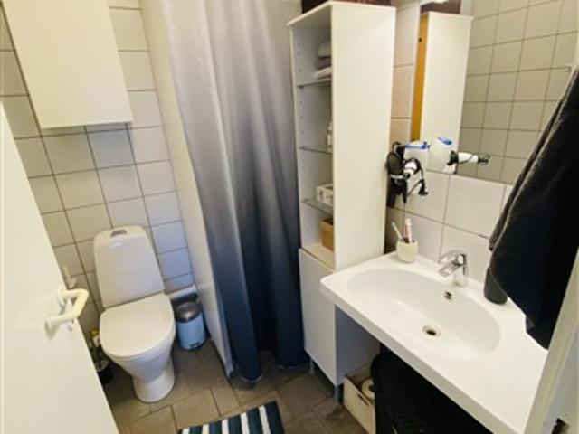 Nyere 1 værelses lejlighed på 24m2 med egen terrasse udlejes i 5270, Odense NV!