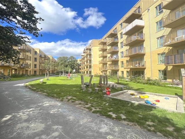Nyere lys lejlighed i populært område, København Ø, København