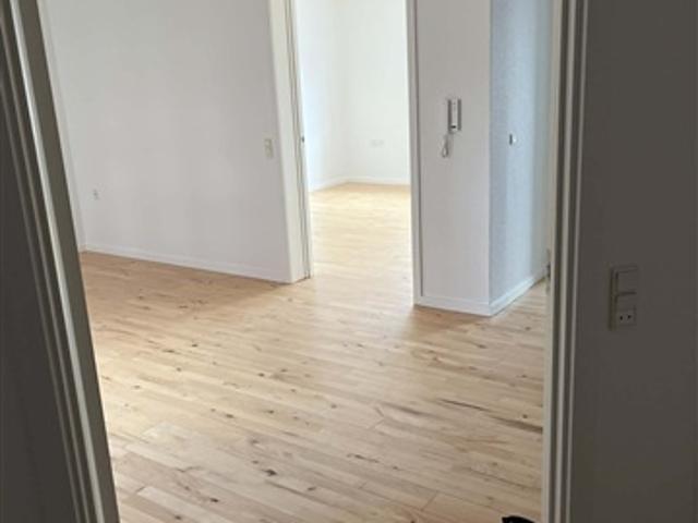 Nyrenoveret 2 værelses lejlighed, Skovvangsvej, Aarhus N
