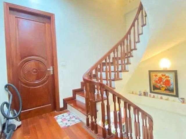 O9 2628 5 BÁN. Nhà MP Cù Chính Lan 65m², 5 tầng, MT 4.2m, Giá tl 18 tỷ Thanh Xuân