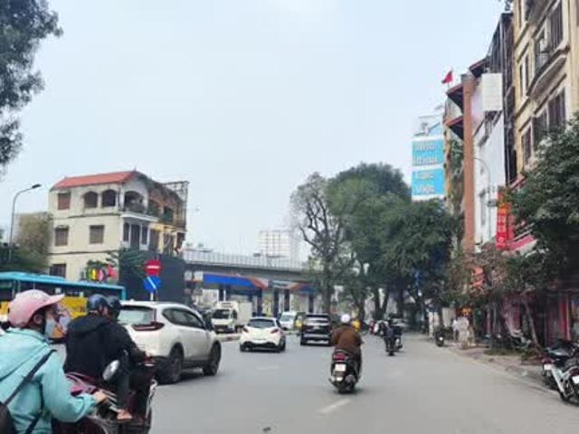 O9 2628 5 BÁN. Nhà MP Đường Láng 74m², 5 tầng, MT 7.1m, Giá tl 14.8 tỷ Đống Đa