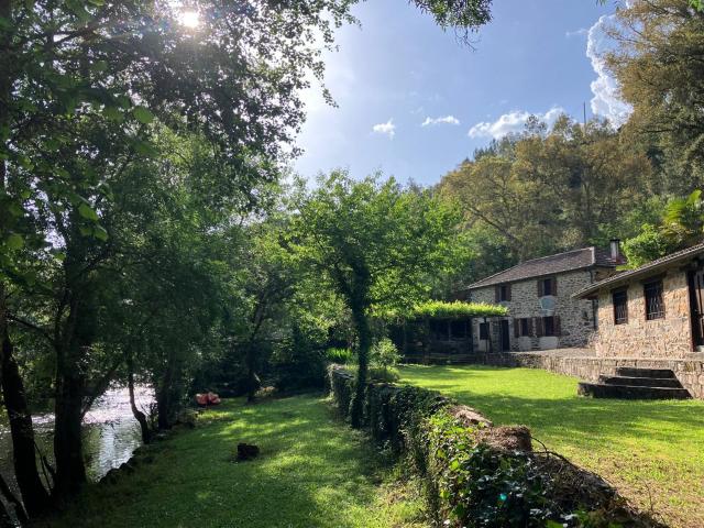 O Muíño da Balsiña — Finca con molino en el corazón verde de. 233m² Brántega