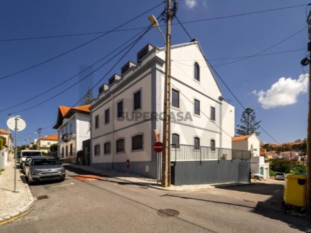 Apartamento T2 Exclusivo e Charmoso no Coração do Estoril