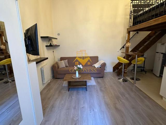 o camere, Ultracentral str. Universitatii Zona Piata Unirii, Eroilor
