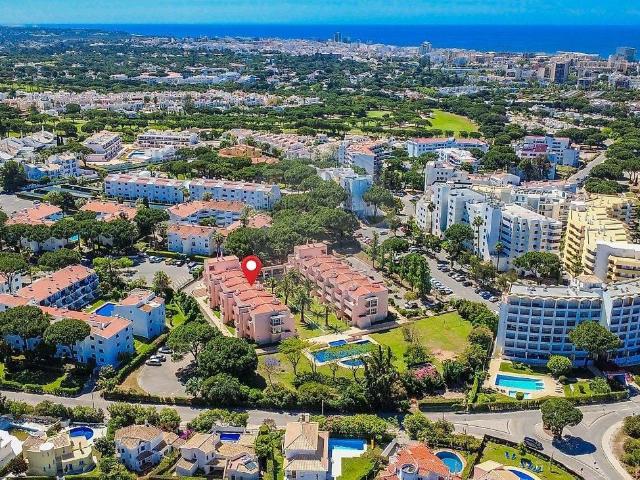 O Condominio Clube do Lago, em Vilamoura, distingue se pela. 78m² Vilamoura