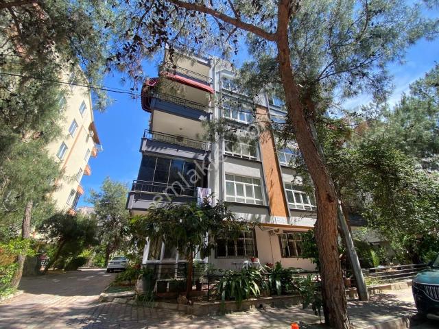 Ö.evleri Hayat Park Karşısı Doğa Manzaralı 2+1 Bahçe Katı