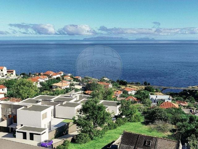 O empreendimento Oceano Villas, nasce de um conceito conte. 290m² Gaula