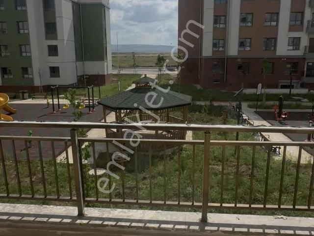 Oğlaklı Deprem Konutu 3+1 Orta Kat 2. Bölge 8. Etap