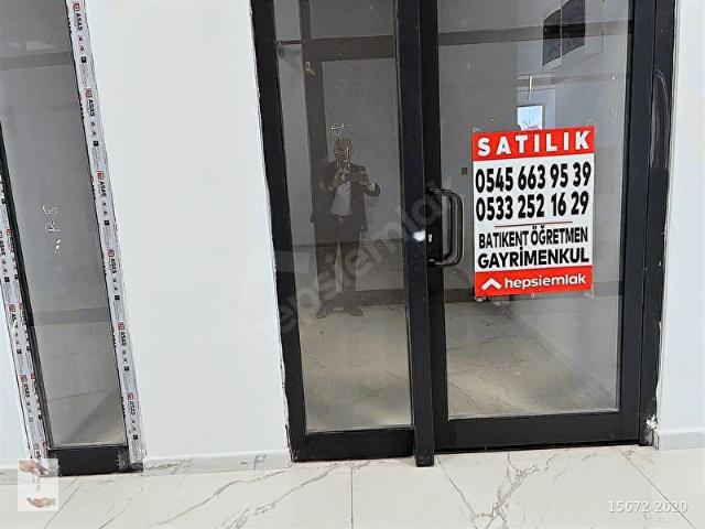 ÖĞRETMEN EMLAK TAN BATIPORT AVM DE ESKİ AYDIN ÇARŞISI İŞYERİ