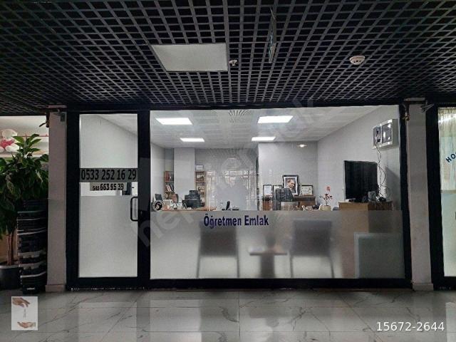 ÖĞRETMEN EMLAK'TAN BATIPORT AVM'DE 30 M2 KİRALIK DÜKKAN